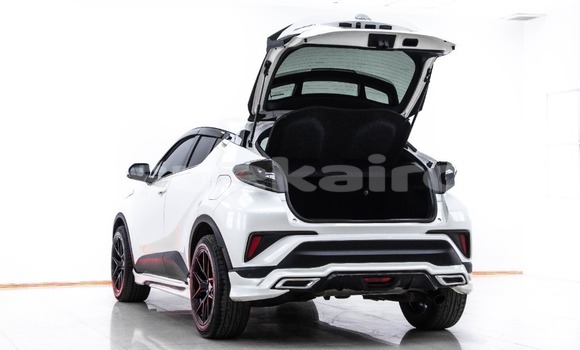 Buy Used Toyota C-HR White Car in Bangkok in Bangkok Buy Used Toyota C-HR White Car in Bangkok in Bangkok