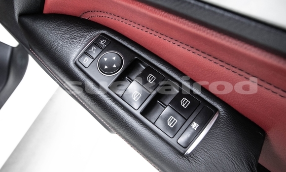 Buy Used Mercedes-Benz E200 White Car in Bangkok in Bangkok Buy Used Mercedes-Benz E200 White Car in Bangkok in Bangkok