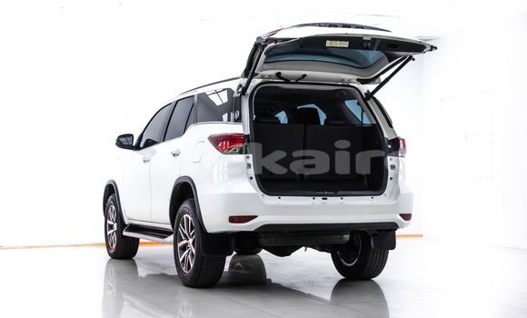 ซื้อ รถมือสอง Toyota Fortuner ขาว รถยนต์ ใน %{เมือง} ใน กรุงเทพมหานคร ซื้อ รถมือสอง Toyota Fortuner ขาว รถยนต์ ใน %{เมือง} ใน กรุงเทพมหานคร
