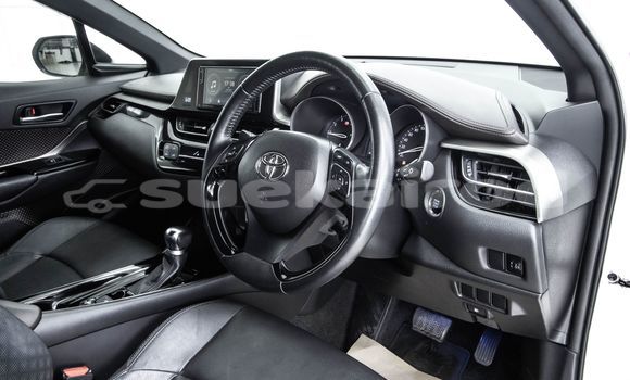 ซื้อ รถมือสอง Toyota C-HR ขาว รถยนต์ ใน %{เมือง} ใน กรุงเทพมหานคร ซื้อ รถมือสอง Toyota C-HR ขาว รถยนต์ ใน %{เมือง} ใน กรุงเทพมหานคร