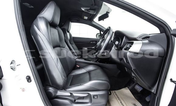 ซื้อ รถมือสอง Toyota C-HR ขาว รถยนต์ ใน %{เมือง} ใน กรุงเทพมหานคร ซื้อ รถมือสอง Toyota C-HR ขาว รถยนต์ ใน %{เมือง} ใน กรุงเทพมหานคร