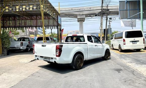 ซื้อ รถมือสอง Isuzu D-Max ขาว รถยนต์ ใน %{เมือง} ใน กรุงเทพมหานคร ซื้อ รถมือสอง Isuzu D-Max ขาว รถยนต์ ใน %{เมือง} ใน กรุงเทพมหานคร