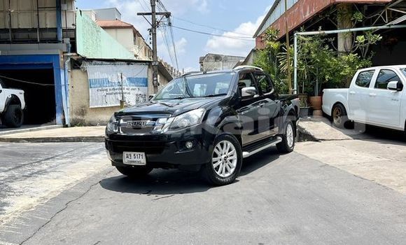ซื้อ รถมือสอง Isuzu D-Max สีดำ รถยนต์ ใน %{เมือง} ใน กรุงเทพมหานคร