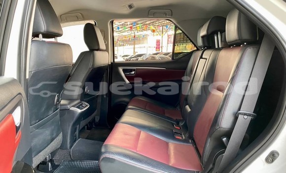 ซื้อ รถมือสอง Toyota Fortuner ขาว รถยนต์ ใน %{เมือง} ใน กรุงเทพมหานคร ซื้อ รถมือสอง Toyota Fortuner ขาว รถยนต์ ใน %{เมือง} ใน กรุงเทพมหานคร