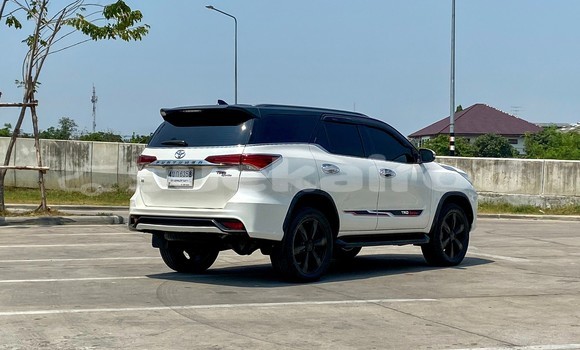 ซื้อ รถมือสอง Toyota Fortuner ขาว รถยนต์ ใน %{เมือง} ใน กรุงเทพมหานคร ซื้อ รถมือสอง Toyota Fortuner ขาว รถยนต์ ใน %{เมือง} ใน กรุงเทพมหานคร