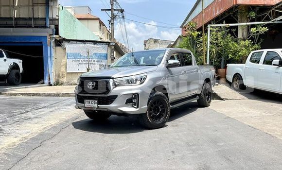 Buy Used Toyota Hiluxe Revo Silver Car in Bangkok in Bangkok