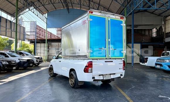 ซื้อ รถมือสอง Toyota Hiluxe Revo ขาว รถยนต์ ใน %{เมือง} ใน กรุงเทพมหานคร ซื้อ รถมือสอง Toyota Hiluxe Revo ขาว รถยนต์ ใน %{เมือง} ใน กรุงเทพมหานคร