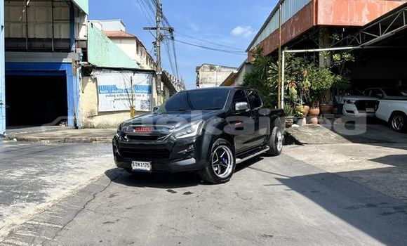 ซื้อ รถมือสอง Isuzu D-Max สีดำ รถยนต์ ใน %{เมือง} ใน กรุงเทพมหานคร