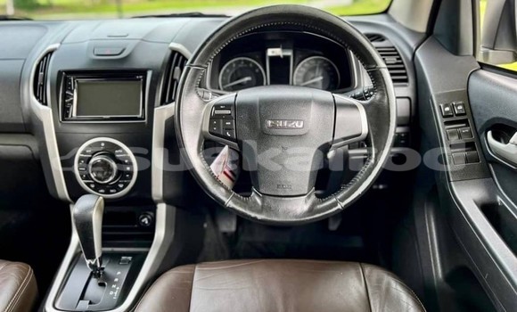Buy Used Isuzu D-Max White Car in Bangkok in Bangkok Buy Used Isuzu D-Max White Car in Bangkok in Bangkok