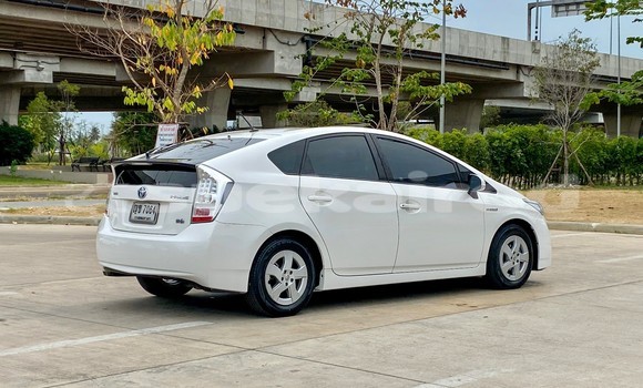 Buy Used Toyota Prius White Car in Bangkok in Bangkok Buy Used Toyota Prius White Car in Bangkok in Bangkok