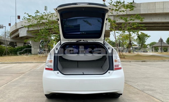Buy Used Toyota Prius White Car in Bangkok in Bangkok Buy Used Toyota Prius White Car in Bangkok in Bangkok