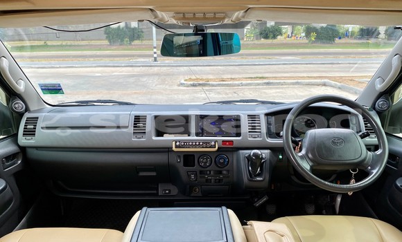 ซื้อ รถมือสอง Toyota Commuter ขาว รถยนต์ ใน %{เมือง} ใน กรุงเทพมหานคร ซื้อ รถมือสอง Toyota Commuter ขาว รถยนต์ ใน %{เมือง} ใน กรุงเทพมหานคร