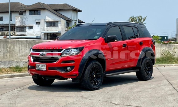 Buy Used Chevrolet TrailBlazer Red Car in Bangkok in Bangkok