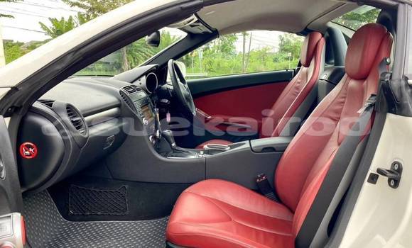 Buy Used Mercedes‒Benz SLK–Class White Car in Bangkok in Bangkok Buy Used Mercedes‒Benz SLK–Class White Car in Bangkok in Bangkok