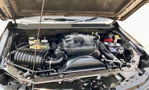 Buy Used Chevrolet Colorado Brown Car in Bangkok in Bangkok Buy Used Chevrolet Colorado Brown Car in Bangkok in Bangkok