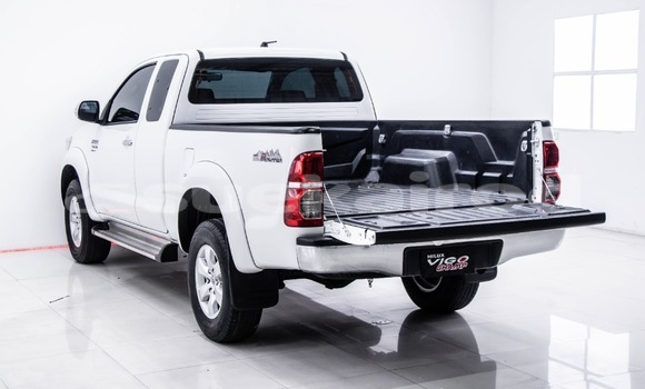 Buy Used Toyota Hiluxe VIGO White Car in Bangkok in Bangkok Buy Used Toyota Hiluxe VIGO White Car in Bangkok in Bangkok