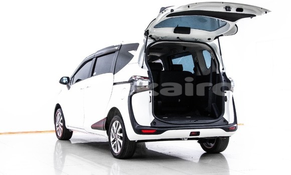 Buy Used Toyota Sienta White Car in Bangkok in Bangkok Buy Used Toyota Sienta White Car in Bangkok in Bangkok