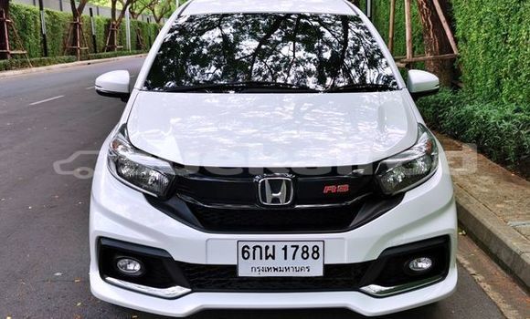 Buy Used Honda Mobilio White Car in Bangkok in Bangkok Buy Used Honda Mobilio White Car in Bangkok in Bangkok