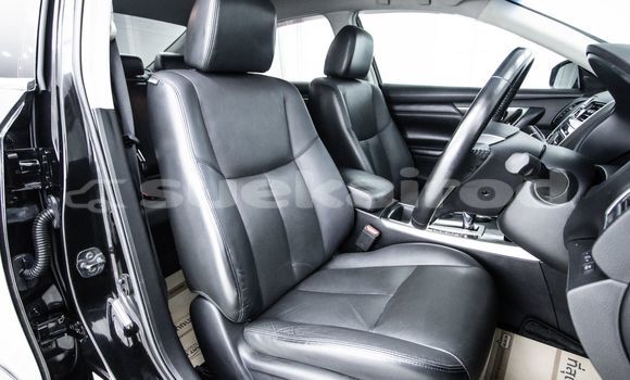 Buy Used Nissan Teana Black Car in Bangkok in Bangkok Buy Used Nissan Teana Black Car in Bangkok in Bangkok