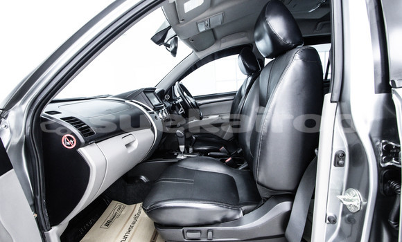 Buy Used Mitsubishi Pajero Other Car in Bangkok in Bangkok Buy Used Mitsubishi Pajero Other Car in Bangkok in Bangkok