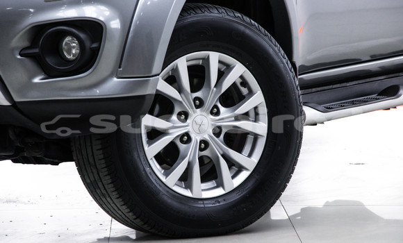 Buy Used Mitsubishi Pajero Other Car in Bangkok in Bangkok Buy Used Mitsubishi Pajero Other Car in Bangkok in Bangkok