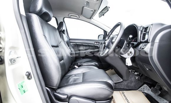 Buy Used Toyota Wish Brown Car in Bangkok in Bangkok Buy Used Toyota Wish Brown Car in Bangkok in Bangkok