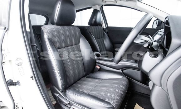 Buy Used Honda HR-V White Car in Bangkok in Bangkok Buy Used Honda HR-V White Car in Bangkok in Bangkok