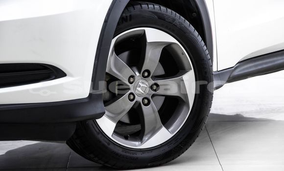 Buy Used Honda HR-V White Car in Bangkok in Bangkok Buy Used Honda HR-V White Car in Bangkok in Bangkok