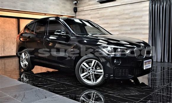 ซื้อ รถมือสอง BMW X1 สีดำ รถยนต์ ใน %{เมือง} ใน กรุงเทพมหานคร