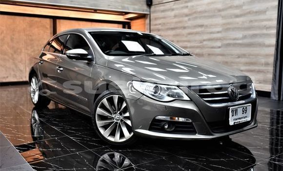 ซื้อ รถมือสอง Volkswagen Passat เงิน รถยนต์ ใน %{เมือง} ใน กรุงเทพมหานคร