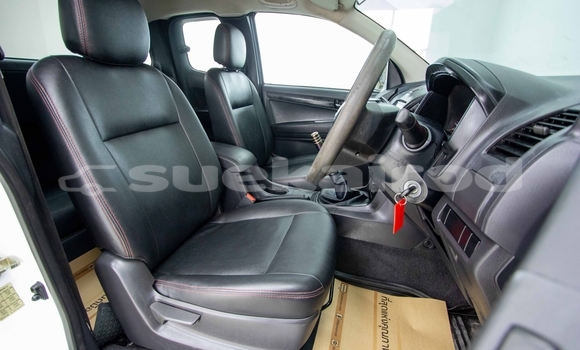 ซื้อ รถมือสอง Isuzu D-Max ขาว รถยนต์ ใน %{เมือง} ใน กรุงเทพมหานคร ซื้อ รถมือสอง Isuzu D-Max ขาว รถยนต์ ใน %{เมือง} ใน กรุงเทพมหานคร