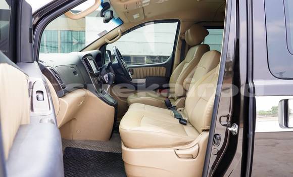 ซื้อ รถมือสอง Hyundai H1 สีดำ รถยนต์ ใน %{เมือง} ใน กรุงเทพมหานคร ซื้อ รถมือสอง Hyundai H1 สีดำ รถยนต์ ใน %{เมือง} ใน กรุงเทพมหานคร