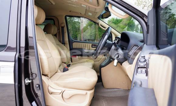 ซื้อ รถมือสอง Hyundai H1 สีดำ รถยนต์ ใน %{เมือง} ใน กรุงเทพมหานคร ซื้อ รถมือสอง Hyundai H1 สีดำ รถยนต์ ใน %{เมือง} ใน กรุงเทพมหานคร