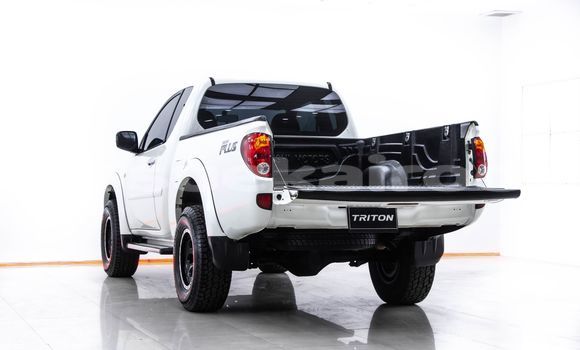ซื้อ รถมือสอง Mitsubishi Triton ขาว รถยนต์ ใน %{เมือง} ใน กรุงเทพมหานคร ซื้อ รถมือสอง Mitsubishi Triton ขาว รถยนต์ ใน %{เมือง} ใน กรุงเทพมหานคร