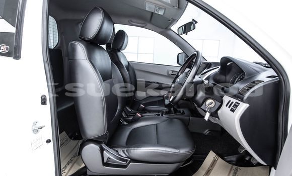ซื้อ รถมือสอง Mitsubishi Triton ขาว รถยนต์ ใน %{เมือง} ใน กรุงเทพมหานคร ซื้อ รถมือสอง Mitsubishi Triton ขาว รถยนต์ ใน %{เมือง} ใน กรุงเทพมหานคร