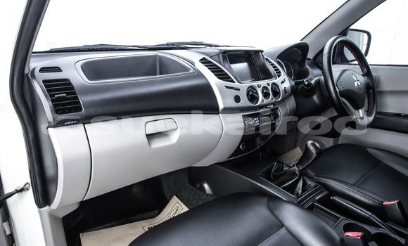 ซื้อ รถมือสอง Mitsubishi Triton ขาว รถยนต์ ใน %{เมือง} ใน กรุงเทพมหานคร ซื้อ รถมือสอง Mitsubishi Triton ขาว รถยนต์ ใน %{เมือง} ใน กรุงเทพมหานคร