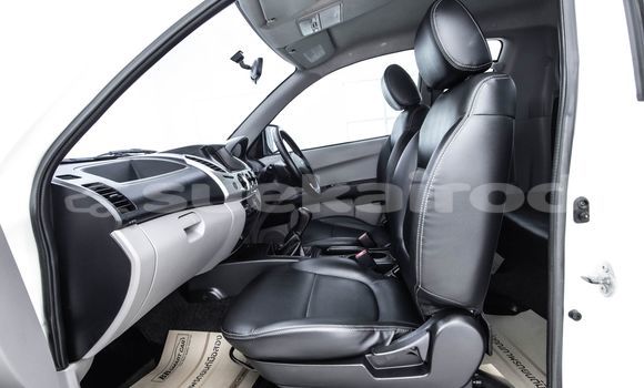 ซื้อ รถมือสอง Mitsubishi Triton ขาว รถยนต์ ใน %{เมือง} ใน กรุงเทพมหานคร ซื้อ รถมือสอง Mitsubishi Triton ขาว รถยนต์ ใน %{เมือง} ใน กรุงเทพมหานคร