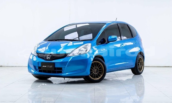 ซื้อ รถมือสอง Honda Jazz อื่น ๆ รถยนต์ ใน %{เมือง} ใน กรุงเทพมหานคร