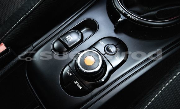 ซื้อ รถมือสอง MINI Countryman สีน้ำตาล รถยนต์ ใน %{เมือง} ใน กรุงเทพมหานคร ซื้อ รถมือสอง MINI Countryman สีน้ำตาล รถยนต์ ใน %{เมือง} ใน กรุงเทพมหานคร