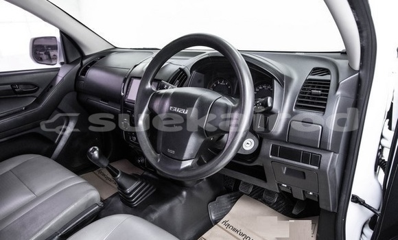 Buy Used Isuzu DâMAX White Car in Bangkok in Bangkok Buy Used Isuzu DâMAX White Car in Bangkok in Bangkok