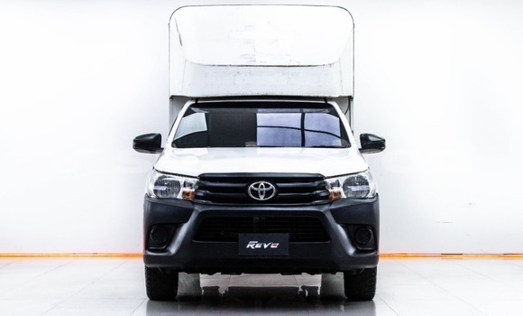 Buy Used Toyota Hiluxe Revo White Car in Bangkok in Bangkok Buy Used Toyota Hiluxe Revo White Car in Bangkok in Bangkok