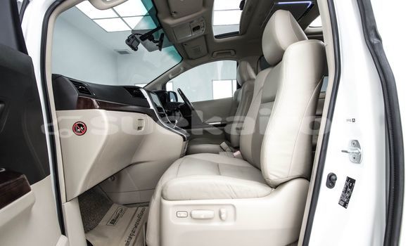 Buy Used Toyota Alphard White Car in Bangkok in Bangkok Buy Used Toyota Alphard White Car in Bangkok in Bangkok