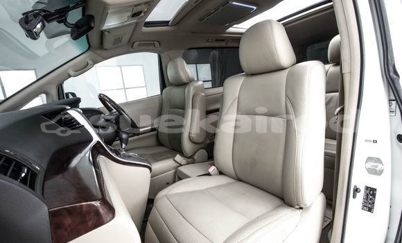 Buy Used Toyota Alphard White Car in Bangkok in Bangkok Buy Used Toyota Alphard White Car in Bangkok in Bangkok