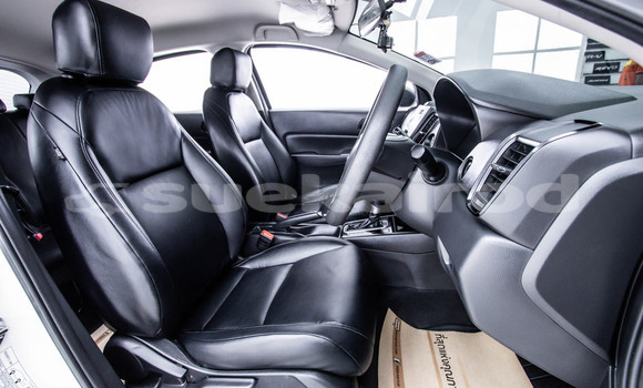 ซื้อ รถมือสอง Honda City ขาว รถยนต์ ใน %{เมือง} ใน กรุงเทพมหานคร ซื้อ รถมือสอง Honda City ขาว รถยนต์ ใน %{เมือง} ใน กรุงเทพมหานคร