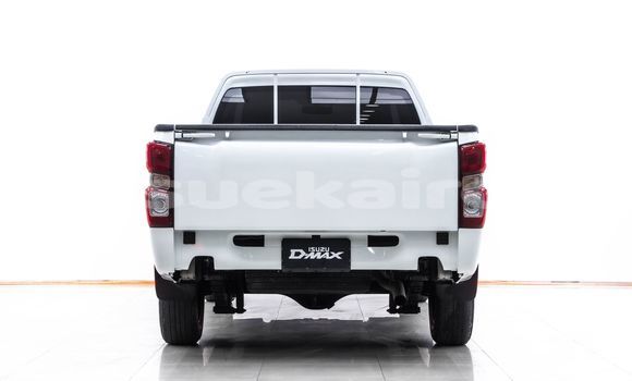 Buy Used Isuzu D-Max White Car in Bangkok in Bangkok Buy Used Isuzu D-Max White Car in Bangkok in Bangkok