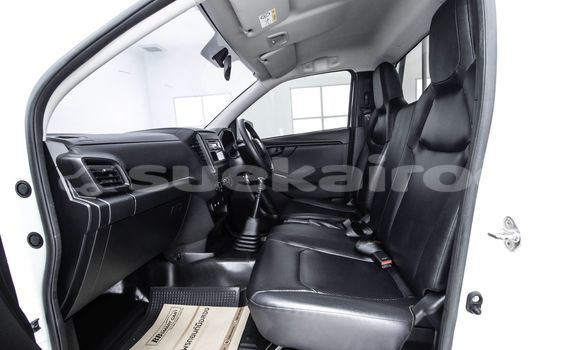 Buy Used Isuzu D-Max White Car in Bangkok in Bangkok Buy Used Isuzu D-Max White Car in Bangkok in Bangkok