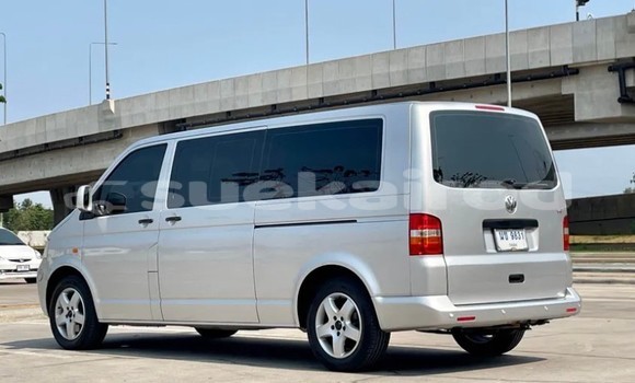 Buy Used Volkswagen Caravelle Silver Car in Bangkok in Bangkok Buy Used Volkswagen Caravelle Silver Car in Bangkok in Bangkok