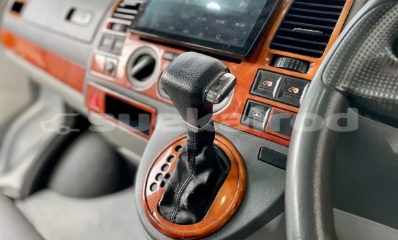 Buy Used Volkswagen Caravelle Silver Car in Bangkok in Bangkok Buy Used Volkswagen Caravelle Silver Car in Bangkok in Bangkok