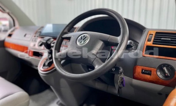 Buy Used Volkswagen Caravelle Silver Car in Bangkok in Bangkok Buy Used Volkswagen Caravelle Silver Car in Bangkok in Bangkok