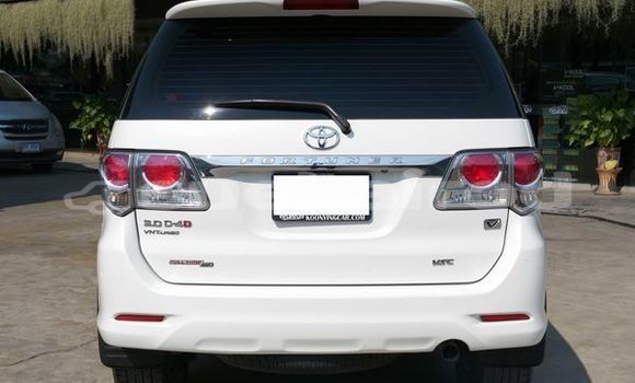Buy Used Toyota Fortuner White Car in Bangkok in Bangkok Buy Used Toyota Fortuner White Car in Bangkok in Bangkok